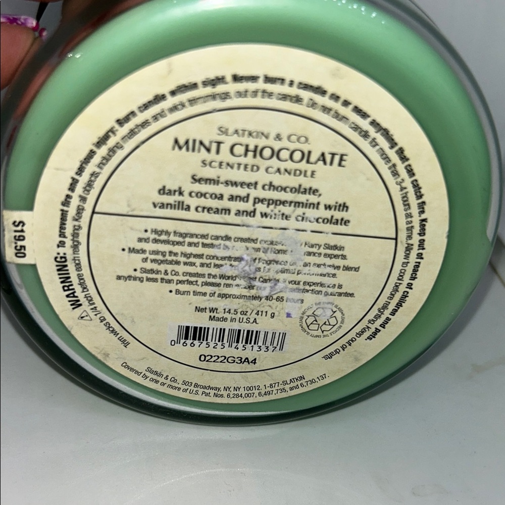 Slatkin & Co. Mint Chocolate Scented Candle - Green - Picture 3 of 7